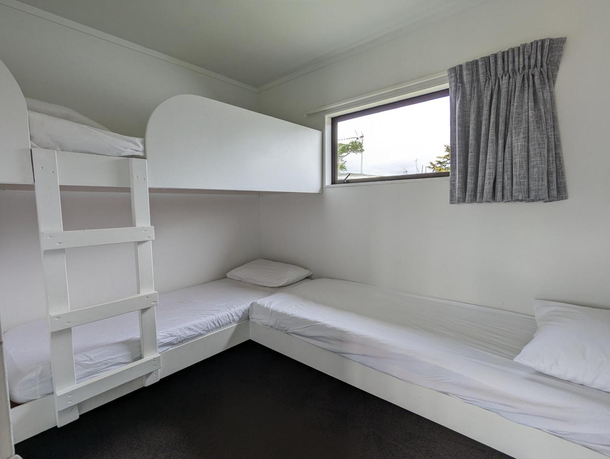 Holdens Bay Holiday Park Роторуа Экстерьер фото