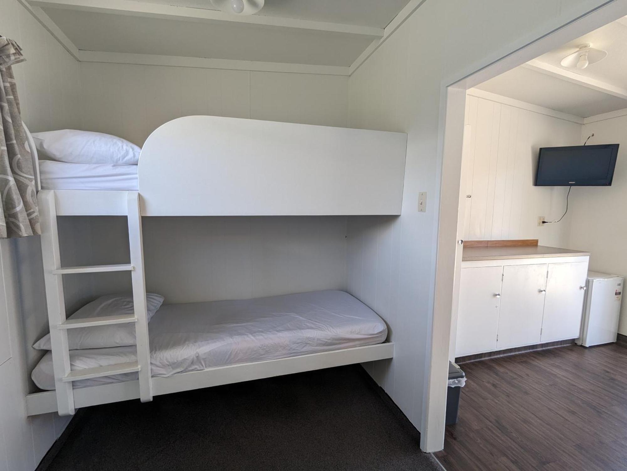Holdens Bay Holiday Park Роторуа Экстерьер фото