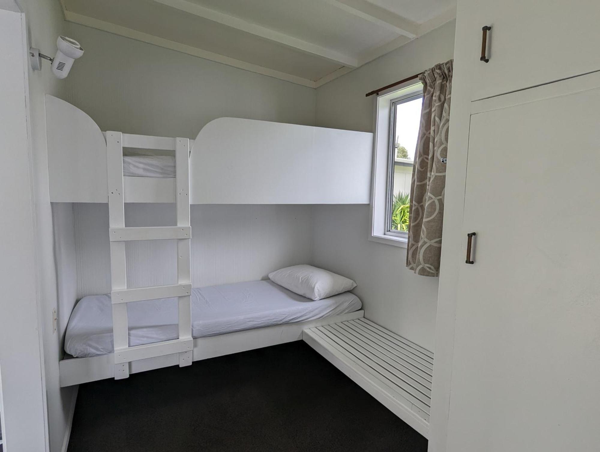 Holdens Bay Holiday Park Роторуа Экстерьер фото