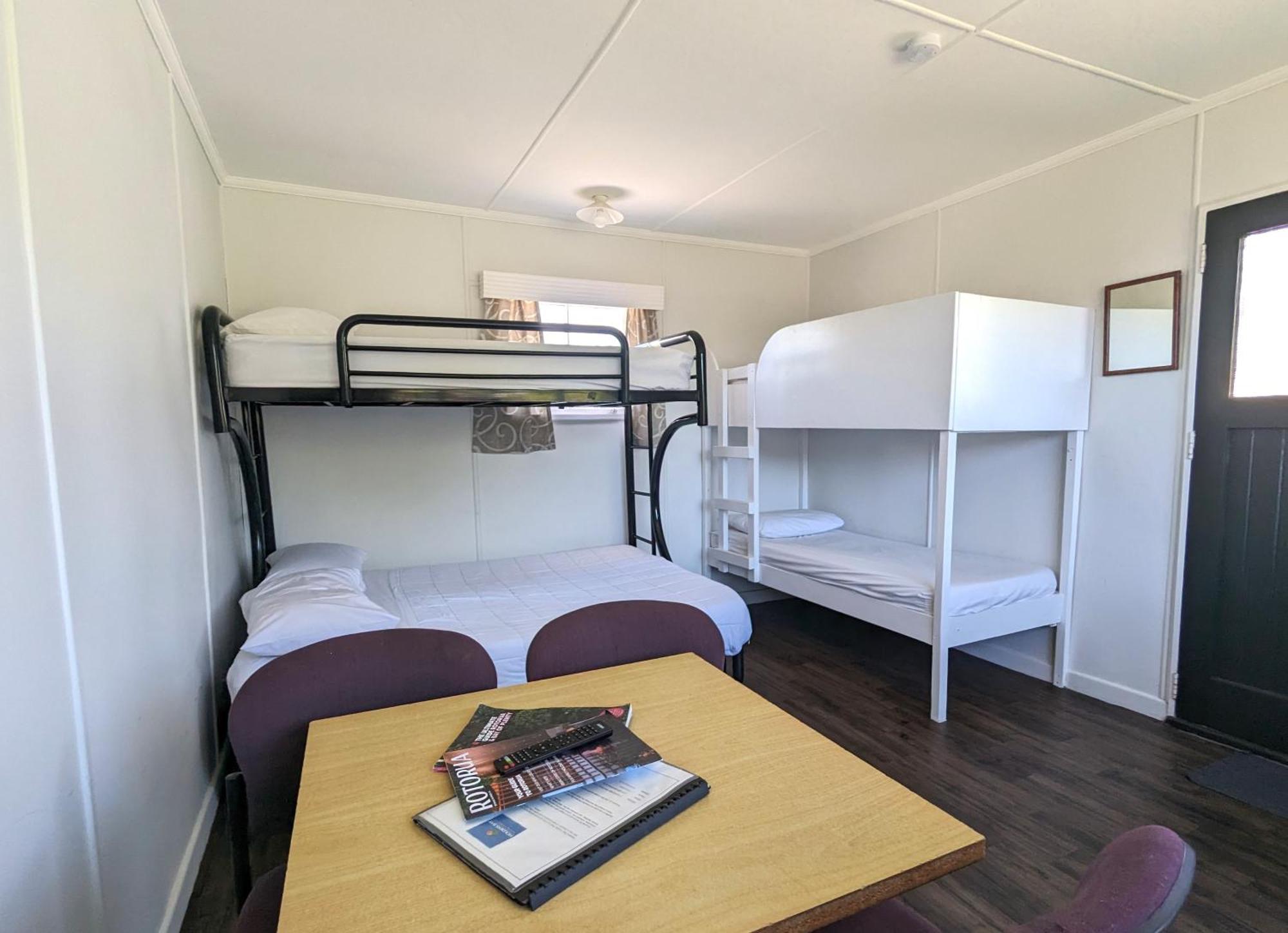 Holdens Bay Holiday Park Роторуа Экстерьер фото