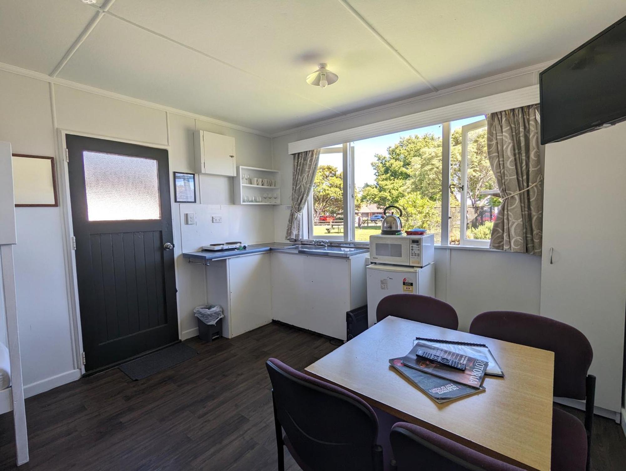 Holdens Bay Holiday Park Роторуа Экстерьер фото