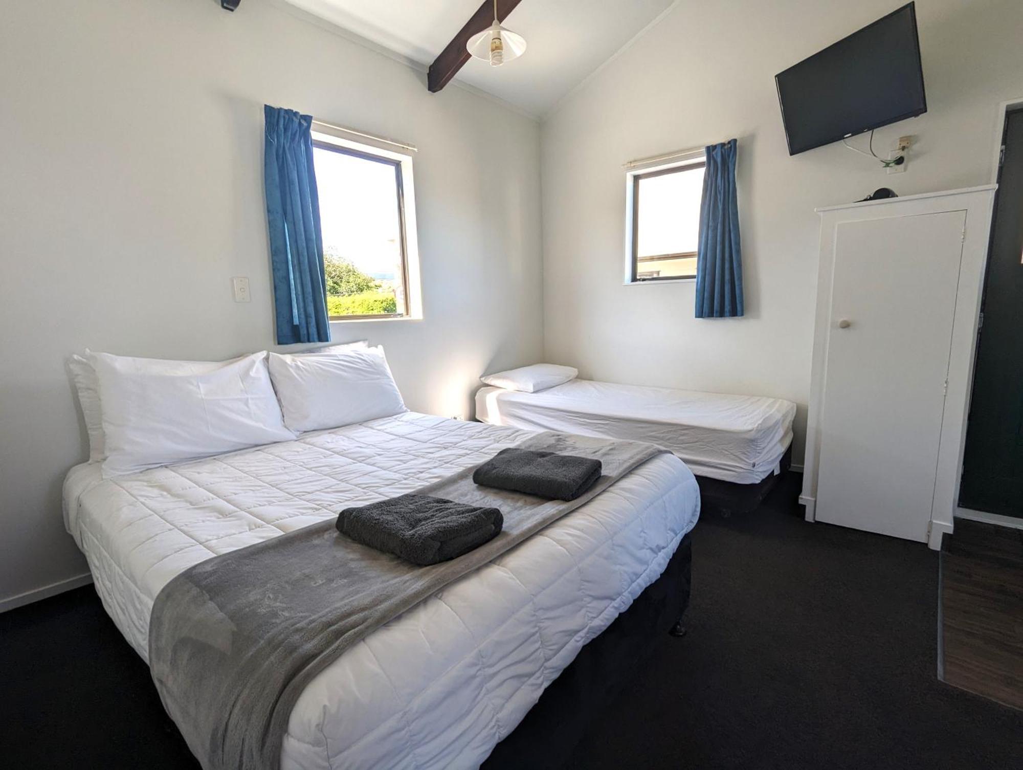 Holdens Bay Holiday Park Роторуа Экстерьер фото