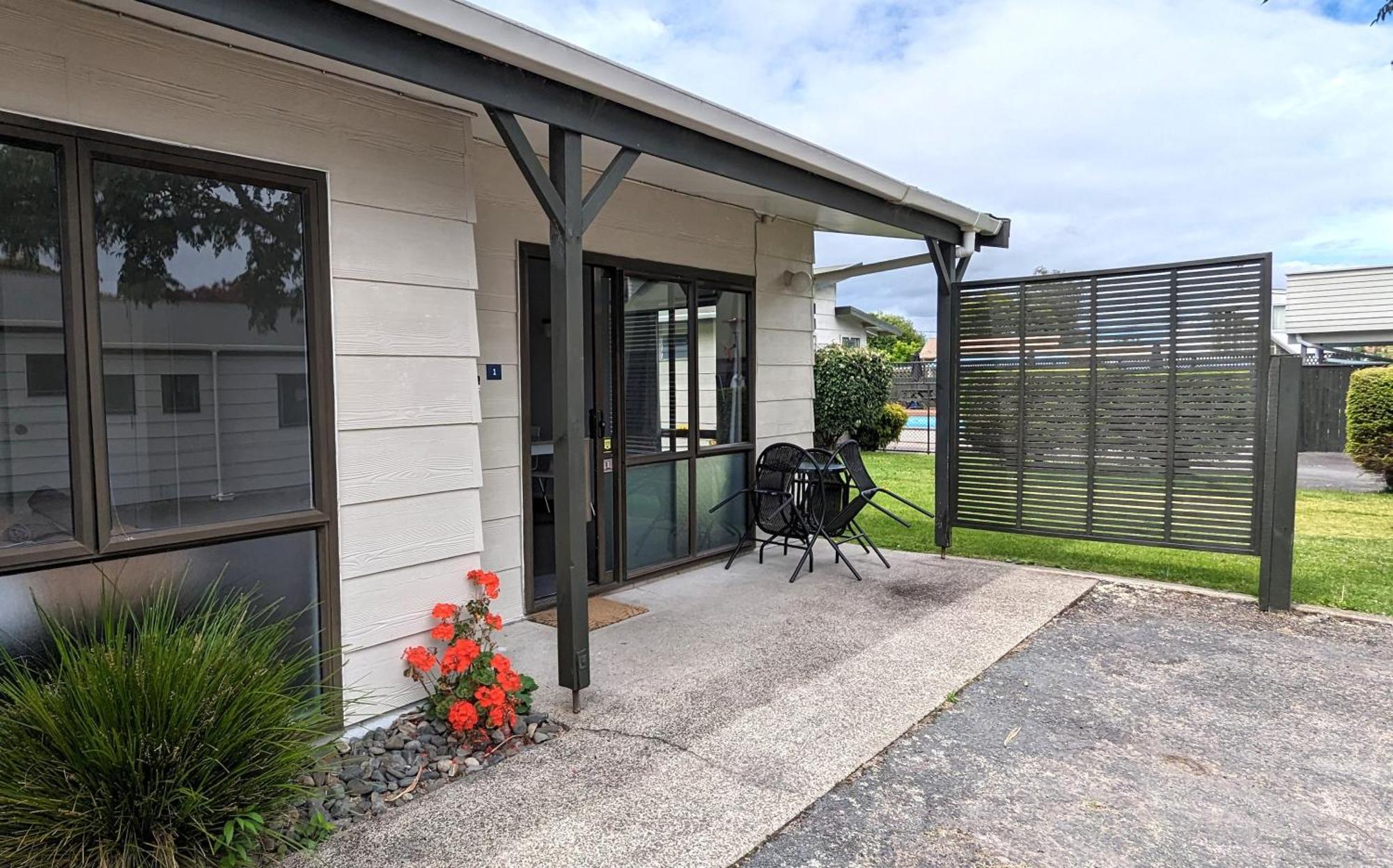 Holdens Bay Holiday Park Роторуа Экстерьер фото