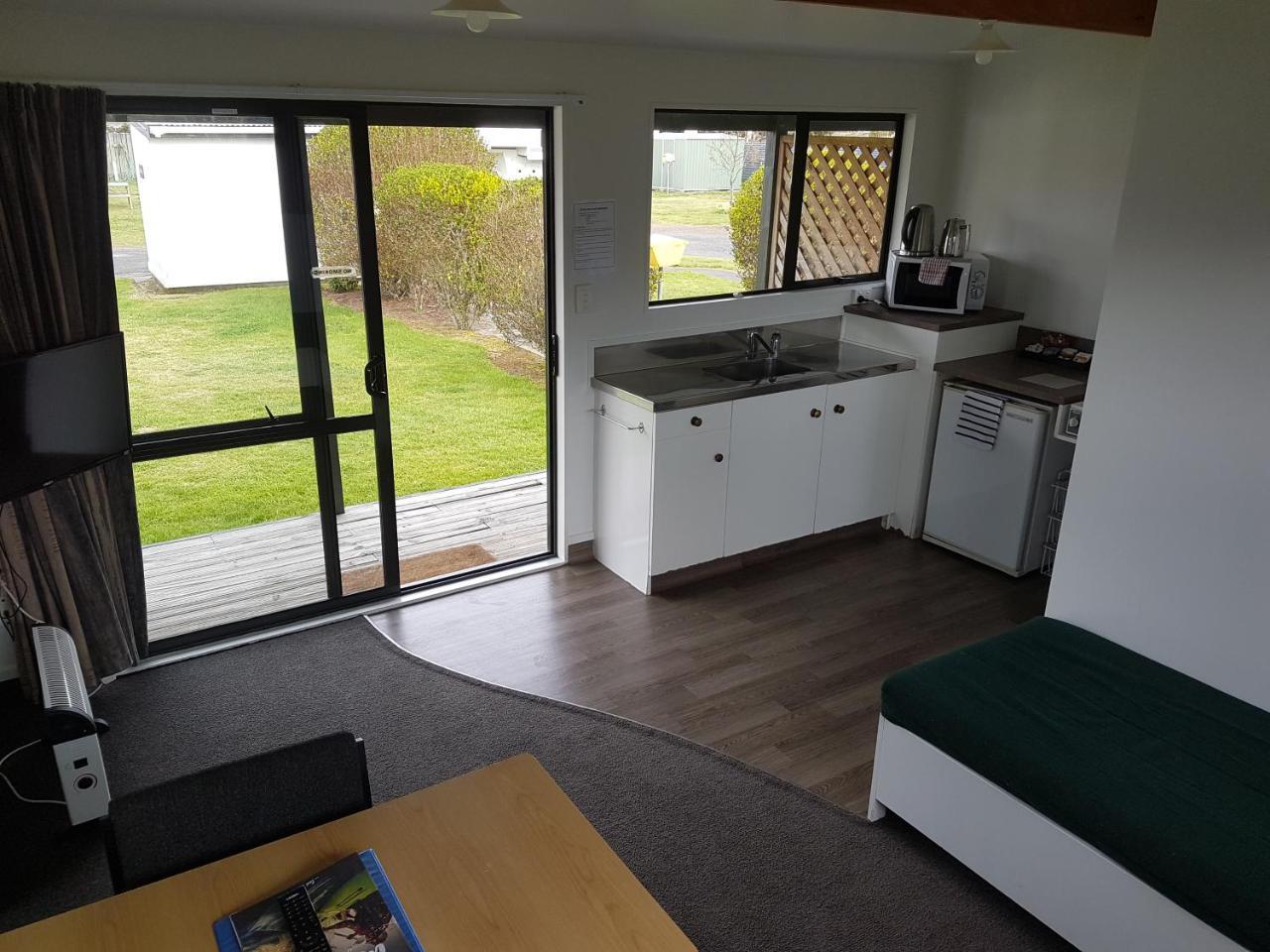 Holdens Bay Holiday Park Роторуа Экстерьер фото