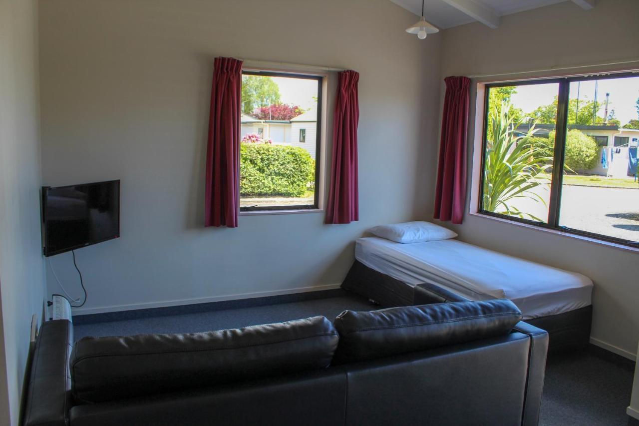 Holdens Bay Holiday Park Роторуа Экстерьер фото