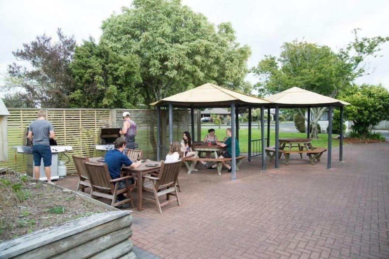 Holdens Bay Holiday Park Роторуа Экстерьер фото